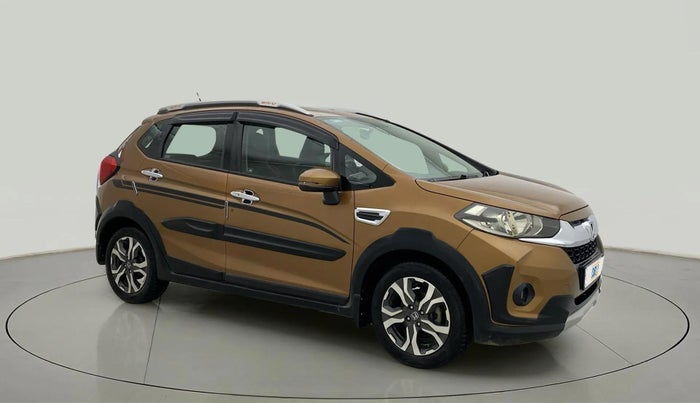 2017 Honda WR-V 1.5L I-DTEC VX MT, Diesel, Manual, 1,36,386 km, Right Front Diagonal