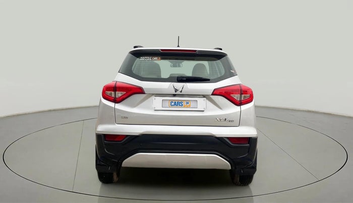 2023 Mahindra XUV300 W8 1.2 PETROL, Petrol, Manual, 16,964 km, Back/Rear