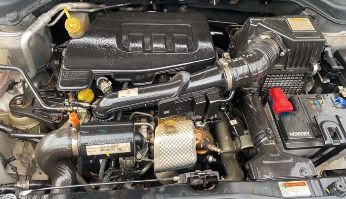 2023 Mahindra XUV300 W8 1.2 PETROL, Petrol, Manual, 16,964 km, Engine View