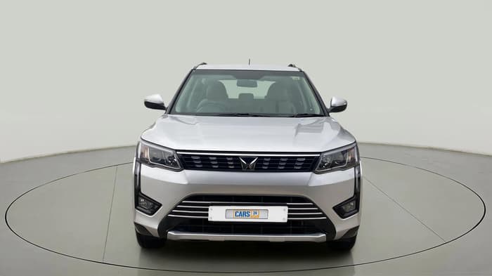 2023 Mahindra XUV300 W8 1.2 PETROL, Petrol, Manual, 16,964 km, Front