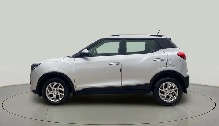 2023 Mahindra XUV300 W8 1.2 PETROL, Petrol, Manual, 16,964 km, Left Side