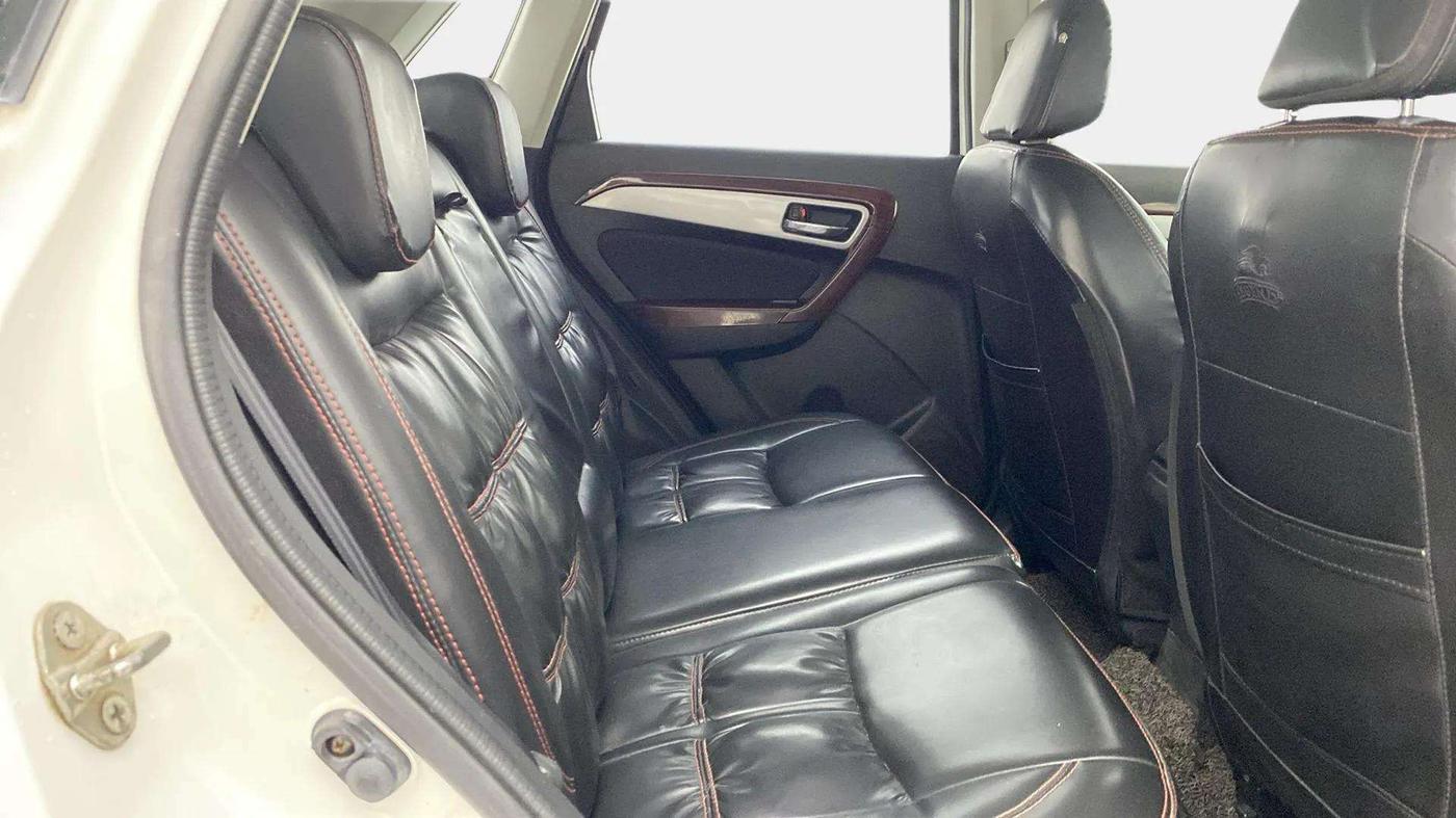 2020 Maruti Vitara Brezza ZXI PLUS, CNG, Manual, 75,815 km, Right Side Rear Door Cabin