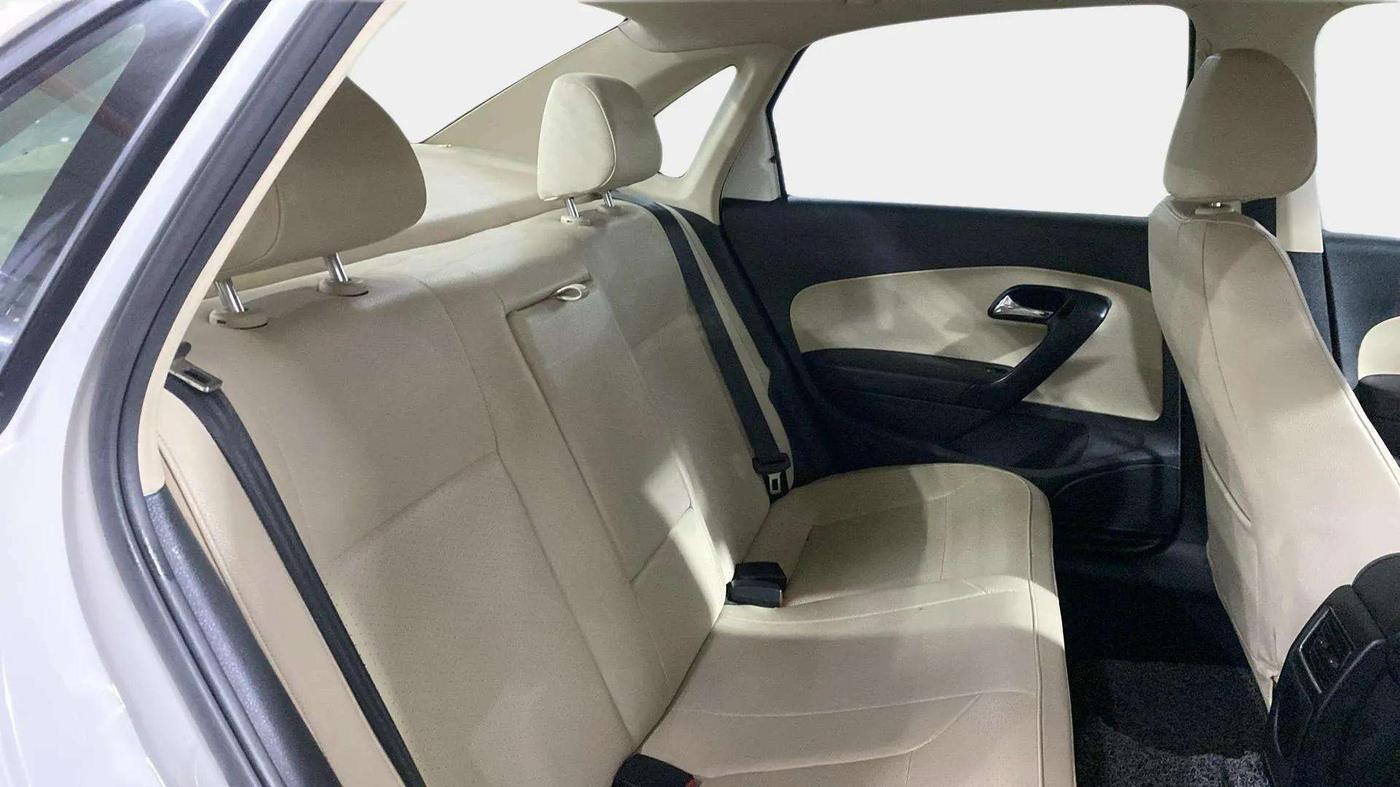2021 Skoda Rapid STYLE AT TSI, Petrol, Automatic, 31,639 km, Right Side Rear Door Cabin