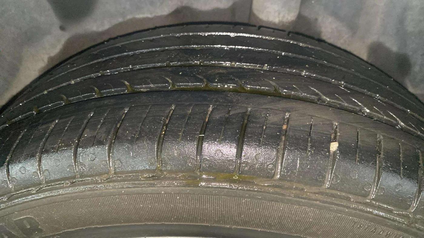 2021 Skoda Rapid STYLE AT TSI, Petrol, Automatic, 31,639 km, Left Rear Tyre Tread