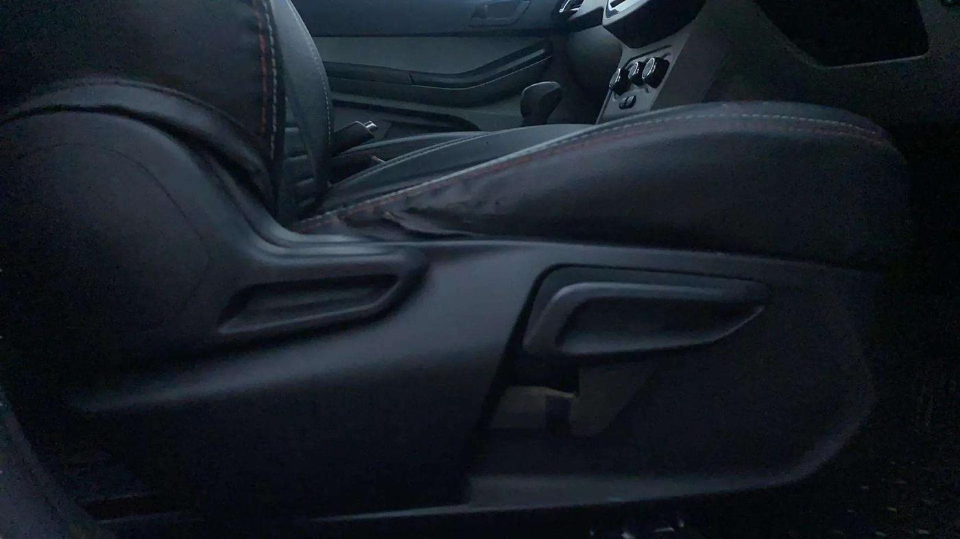 2023 Tata Tiago XT RHYTHM PETROL, Petrol, Manual, 31,158 km, Driver Side Adjustment Panel