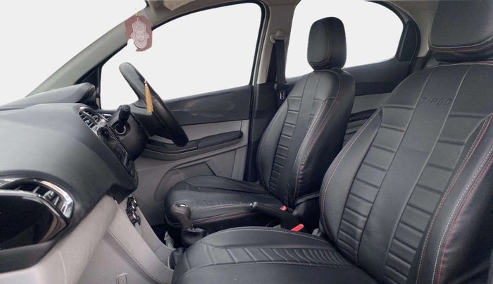 2023 Tata Tiago XT RHYTHM PETROL, Petrol, Manual, 31,158 km, Right Side Front Door Cabin