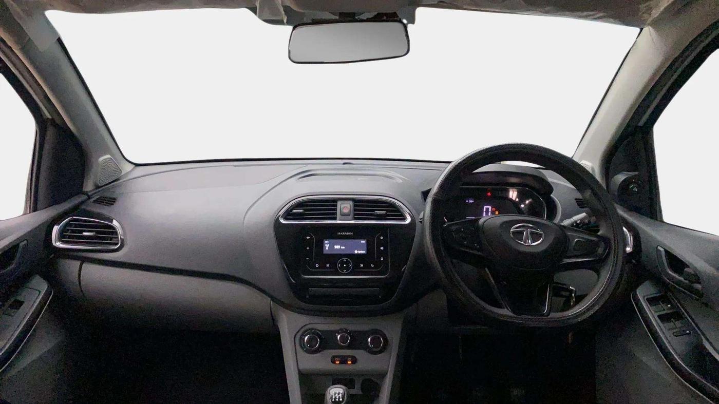2023 Tata Tiago XT RHYTHM PETROL, Petrol, Manual, 31,158 km, Dashboard