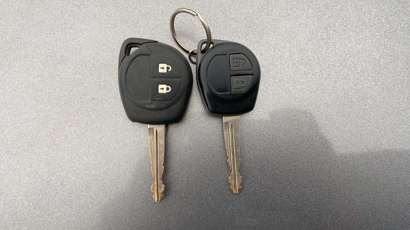 2014 Maruti Swift Dzire VDI, Diesel, Manual, 84,748 km, Key Close Up