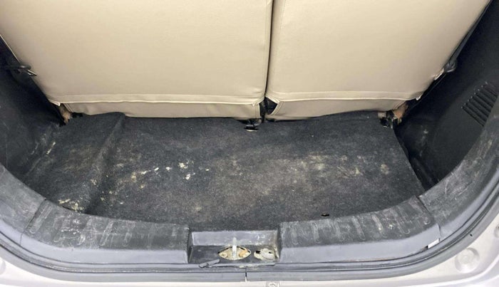 2016 Maruti Wagon R 1.0 VXI, Petrol, Manual, 61,263 km, Boot Inside