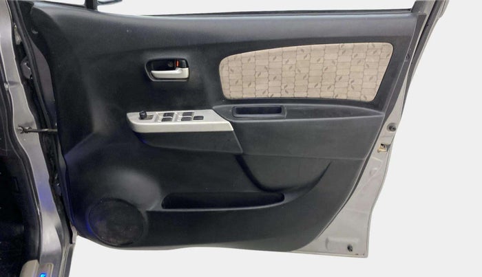 2016 Maruti Wagon R 1.0 VXI, Petrol, Manual, 61,263 km, Driver Side Door Panels Control