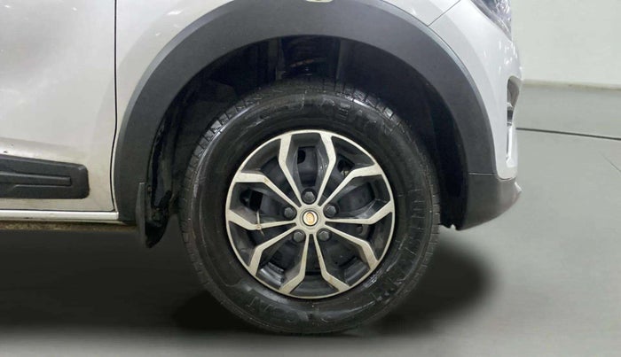 2024 Renault TRIBER RXE MT, Petrol, Manual, 2,175 km, Right Front Wheel