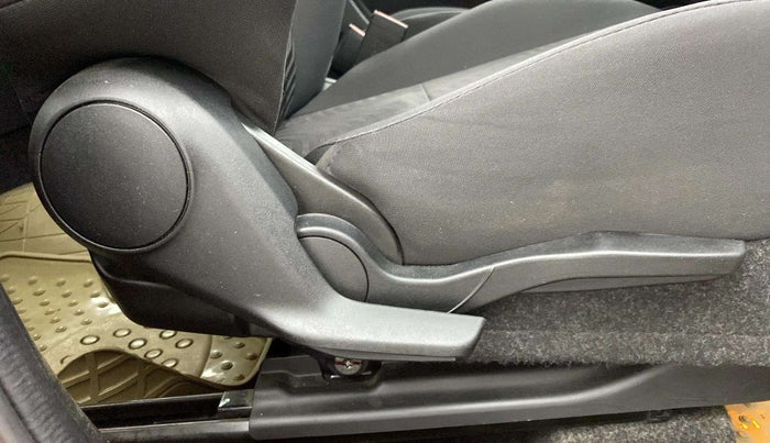 2019 Maruti Swift ZDI PLUS AMT, Diesel, Automatic, 25,570 km, Driver Side Adjustment Panel
