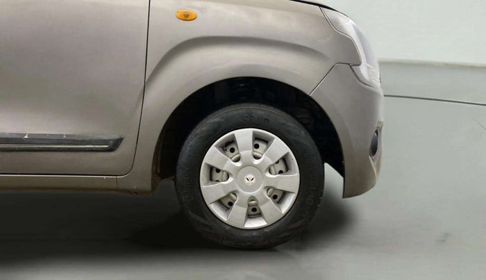 2020 Maruti New Wagon-R LXI CNG (O) 1.0, CNG, Manual, 82,844 km, Right Front Wheel