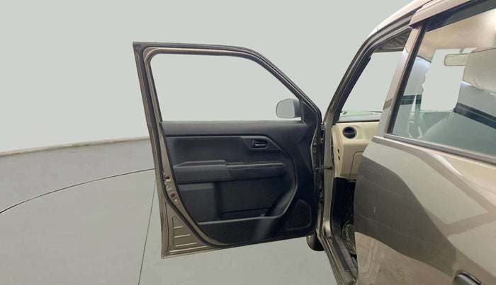 2020 Maruti New Wagon-R LXI CNG (O) 1.0, CNG, Manual, 82,844 km, LHS Front Door