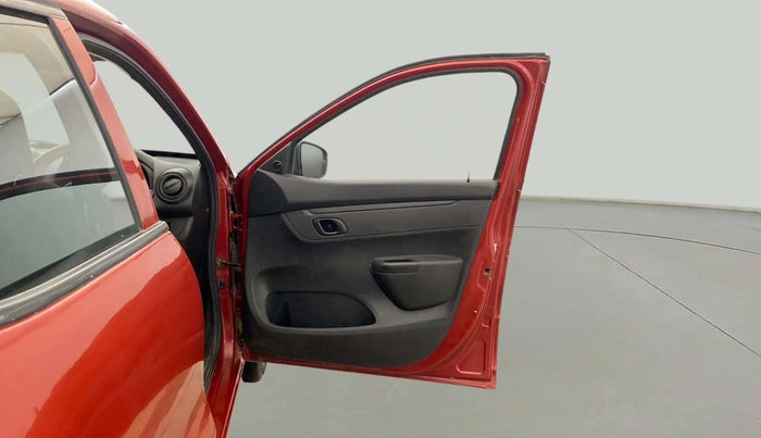 2020 Renault Kwid RXL, Petrol, Manual, 67,079 km, RHS Front Door