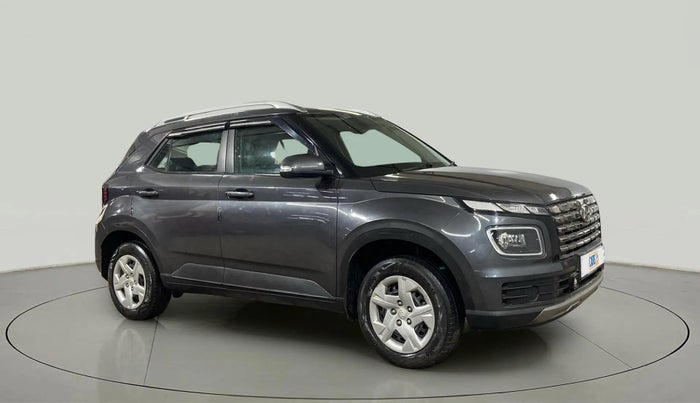 2022 Hyundai VENUE SX 1.2 PETROL, Petrol, Manual, 63,632 km, Right Front Diagonal