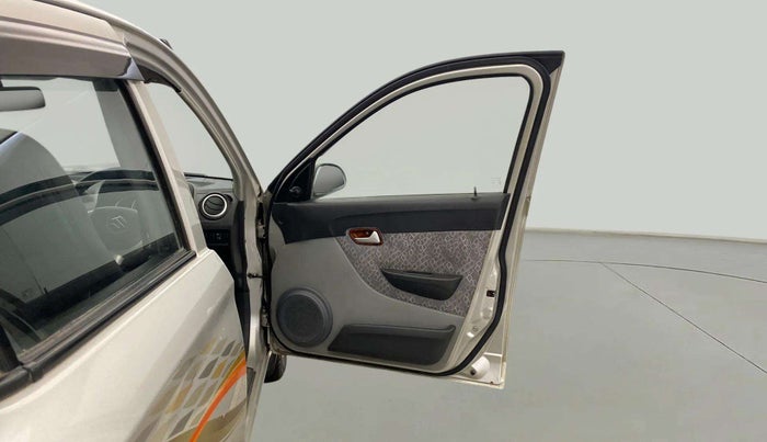 2016 Maruti Alto 800 LXI, Petrol, Manual, 25,667 km, RHS Front Door