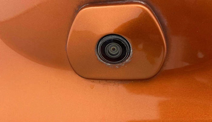 2023 Tata PUNCH CREATIVE AMT 1.2 RTN DUAL TONE, Petrol, Automatic, 19,289 km, Parking Camera