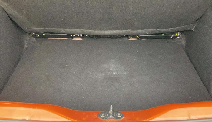 2023 Tata PUNCH CREATIVE AMT 1.2 RTN DUAL TONE, Petrol, Automatic, 19,289 km, Boot Inside