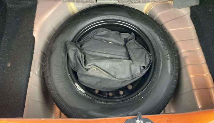 2023 Tata PUNCH CREATIVE AMT 1.2 RTN DUAL TONE, Petrol, Automatic, 19,289 km, Spare Tyre