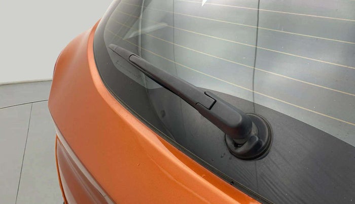 2023 Tata PUNCH CREATIVE AMT 1.2 RTN DUAL TONE, Petrol, Automatic, 19,289 km, Rear Wiper