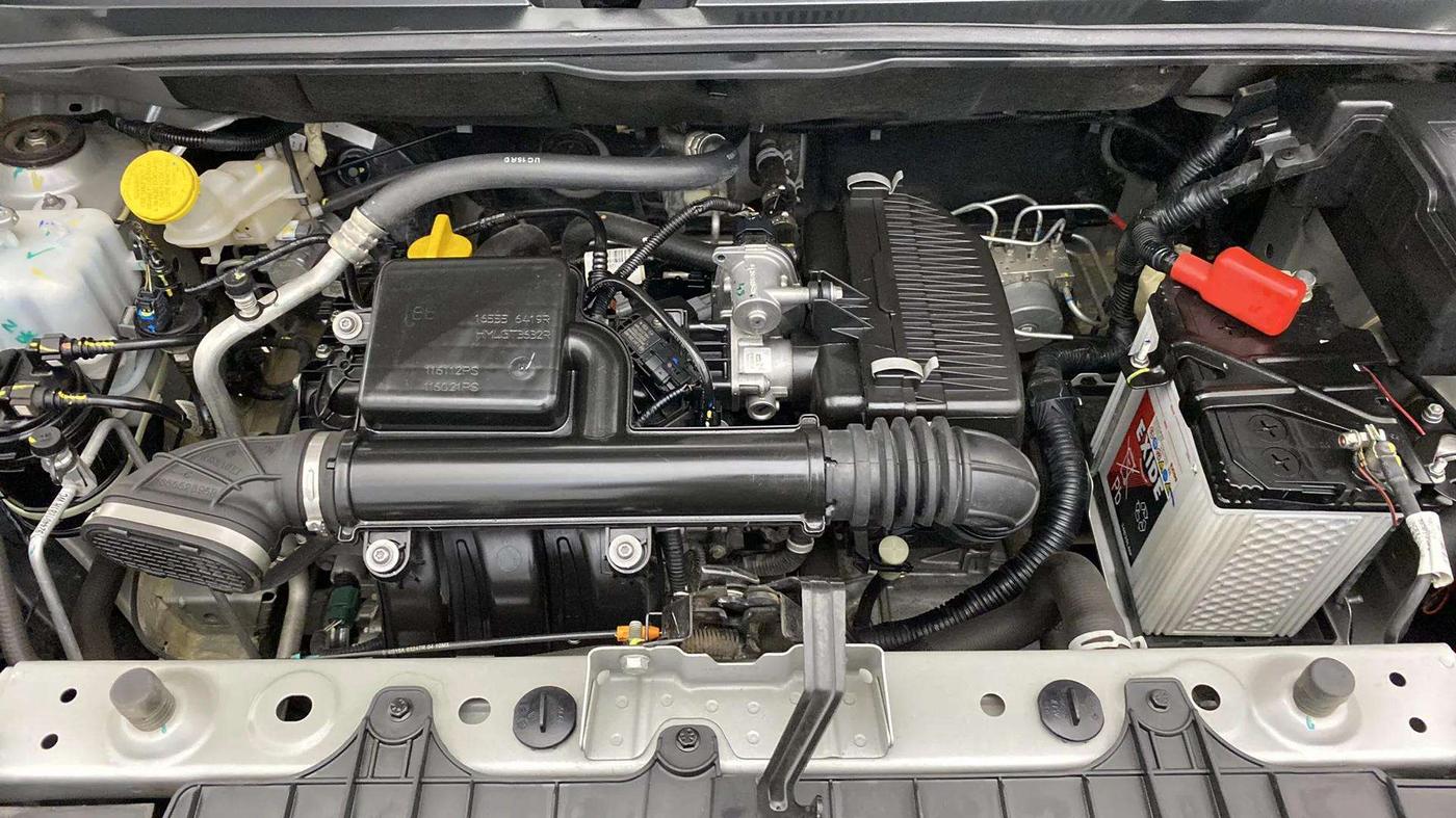 2024 Renault TRIBER RXE MT, Petrol, Manual, 12,111 km, Engine View
