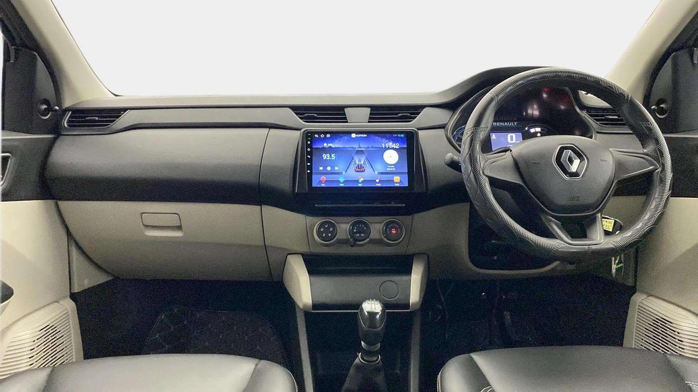 2024 Renault TRIBER RXE MT, Petrol, Manual, 12,111 km, Dashboard