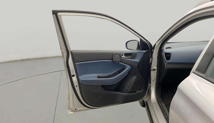 2015 Hyundai i20 Active 1.2 SX, CNG, Manual, 55,113 km, LHS Front Door