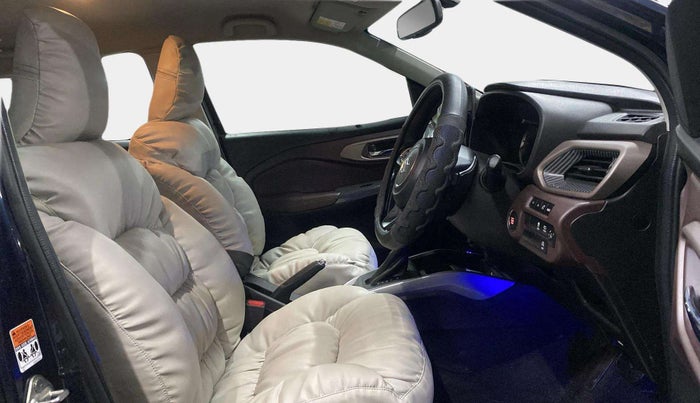 2023 Maruti FRONX ALPHA 1.0L TURBO 6 AT, Petrol, Automatic, 21,606 km, Right Side Front Door Cabin