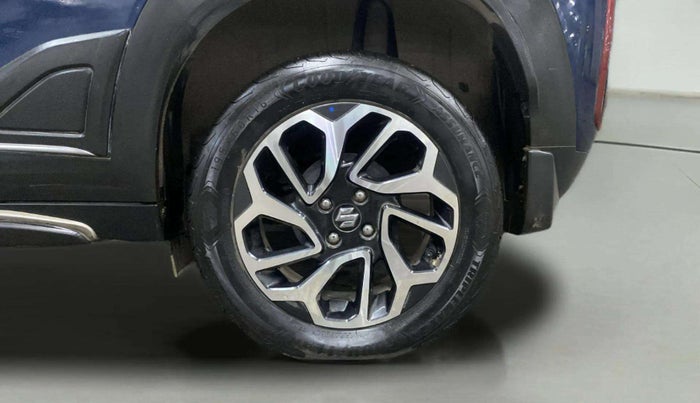 2023 Maruti FRONX ALPHA 1.0L TURBO 6 AT, Petrol, Automatic, 21,606 km, Left Rear Wheel