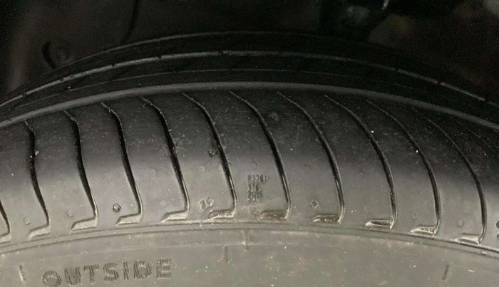 2023 Hyundai EXTER SX 1.2 CNG MT, CNG, Manual, 11,946 km, Left Front Tyre Tread
