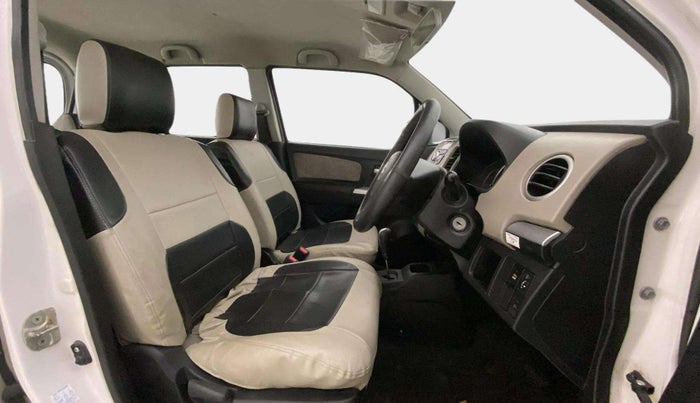 2016 Maruti Wagon R 1.0 VXI AMT, Petrol, Automatic, 71,285 km, Right Side Front Door Cabin