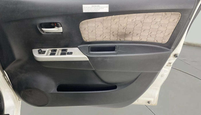 2016 Maruti Wagon R 1.0 VXI AMT, Petrol, Automatic, 71,285 km, Driver Side Door Panels Control