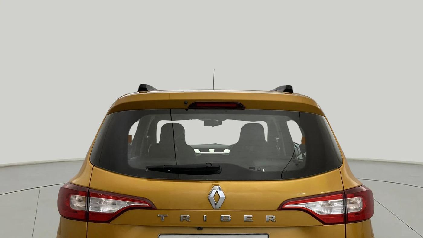 2020 Renault TRIBER RXZ AMT, Petrol, Automatic, 24,594 km, Rear Windshield