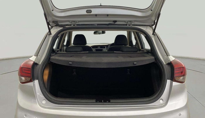2018 Hyundai Elite i20 ASTA 1.2 (O), Petrol, Manual, 43,993 km, Boot Open Zoomed View