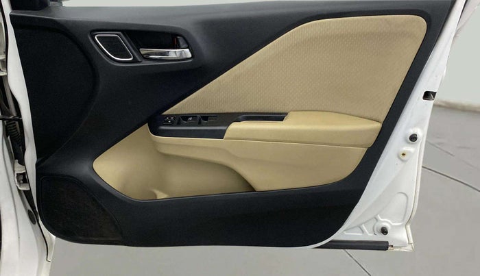 2019 Honda City 1.5L I-VTEC V MT, Petrol, Manual, 59,342 km, Driver Side Door Panels Control