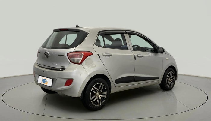 2013 Hyundai Grand i10 MAGNA 1.2 KAPPA VTVT, Petrol, Manual, 44,813 km, Right Back Diagonal
