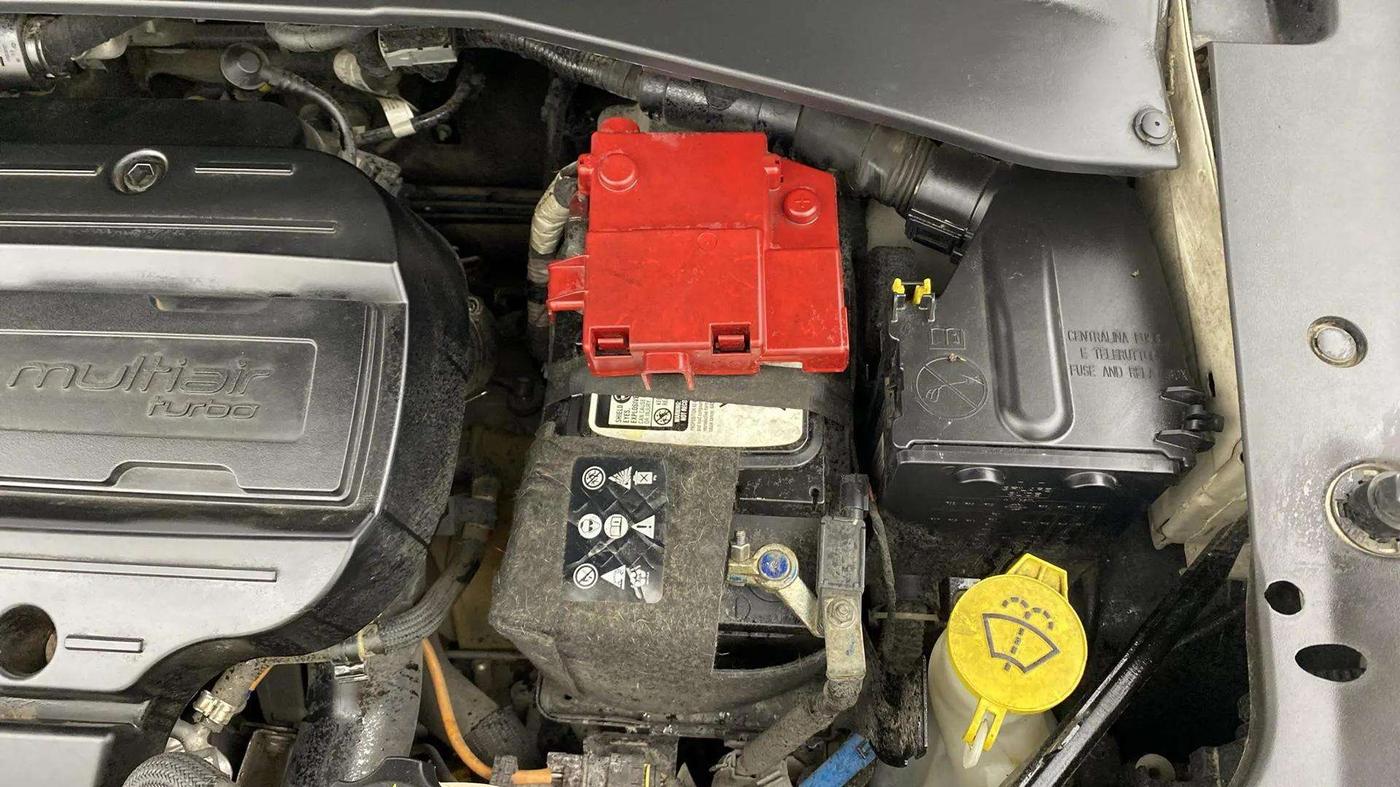2020 Jeep Compass LONGITUDE PLUS 1.4 PETROL AT, Petrol, Automatic, 36,593 km, Engine View - Left