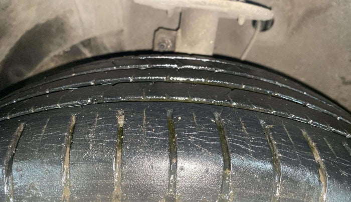 2017 Maruti Baleno ZETA CVT PETROL 1.2, Petrol, Automatic, 32,759 km, Left Front Tyre Tread