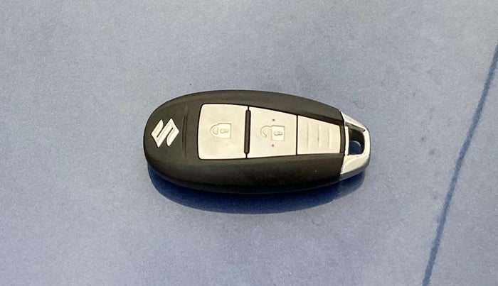 2025 Maruti Baleno ZETA PETROL 1.2, Petrol, Manual, 99,256 km, Key Close Up