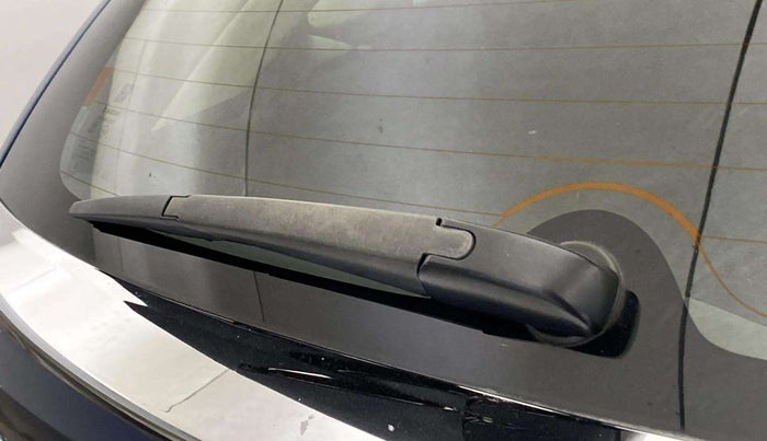 2025 Maruti Baleno ZETA PETROL 1.2, Petrol, Manual, 99,256 km, Rear Wiper