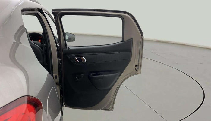 2019 Renault Kwid RXT 1.0 (O), Petrol, Manual, 9,444 km, RHS Rear Door