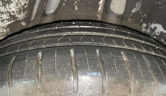 2017 Honda WR-V 1.2L I-VTEC VX MT, Petrol, Manual, 33,241 km, Left Rear Tyre Tread
