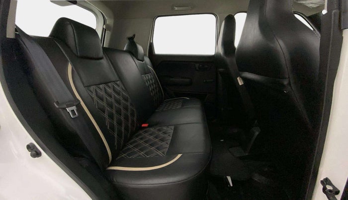 2023 Maruti New Wagon-R LXI 1.0, Petrol, Manual, 16,033 km, Right Side Rear Door Cabin