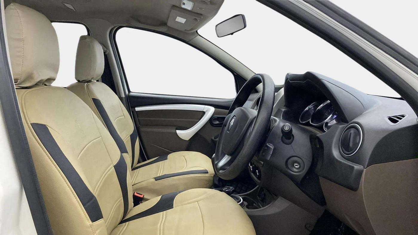 2019 Renault Duster RXS PETROL, Petrol, Manual, 51,897 km, Right Side Front Door Cabin