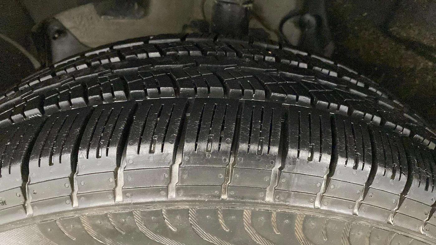 2019 Renault Duster RXS PETROL, Petrol, Manual, 51,897 km, Left Front Tyre Tread