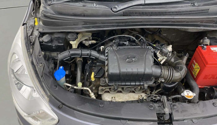 2013 Hyundai i10 MAGNA 1.1, Petrol, Manual, 1,02,923 km, Engine View - Right