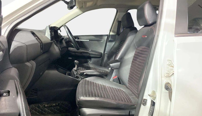 2021 KIA SONET GTX PLUS 1.0 IMT, Petrol, Manual, 20,709 km, Right Side Front Door Cabin