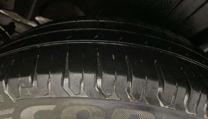 2019 Maruti Ertiga ZXI+ SHVS, Petrol, Manual, 35,516 km, Left Rear Tyre Tread