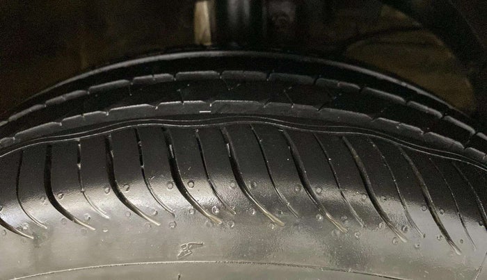 2019 Maruti Ertiga ZXI+ SHVS, Petrol, Manual, 35,516 km, Right Front Tyre Tread